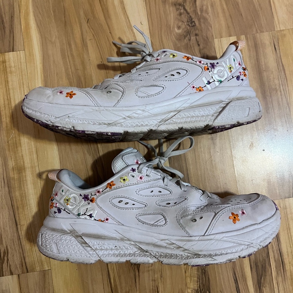 Hoka Bondi Embroidered Flower Sneakers